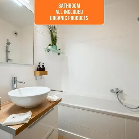 Le Cocon - Quiet - 5min - Free Private Parking - Terrace, Garden&balcony * Monaco