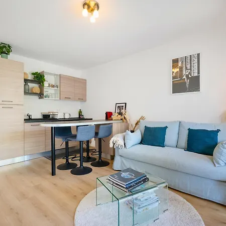 Le Cocon - Quiet - 5min - Free Private Parking - Terrace, Garden&balcony Apartamento Monaco
