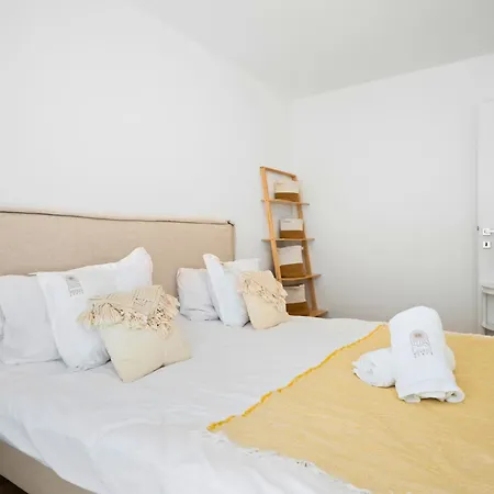 Le Cocon - Quiet - 5min - Free Private Parking - Terrace, Garden&balcony * Monaco