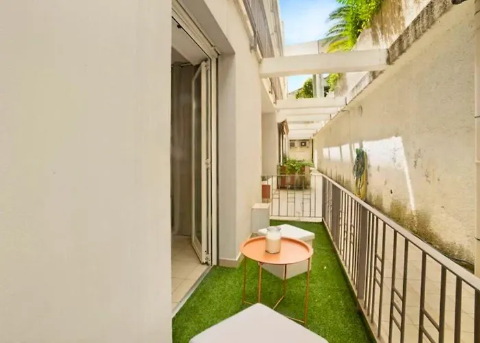 公寓 Le Cocon - 5 Min To - Ideal Couple Or Business - Free Private Parking - Near Events - Terrace And Balcony - Very Quiet - Premium Services